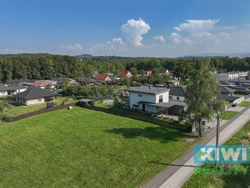 Prodej stavebního pozemku 1000 m²