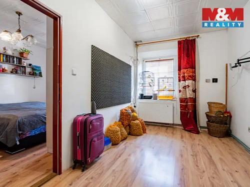 Prodej domu 350 m², pozemek 7949 m²