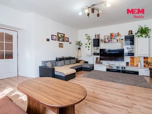 Prodej zemědělské usedlosti 210 m², pozemek 7574 m²