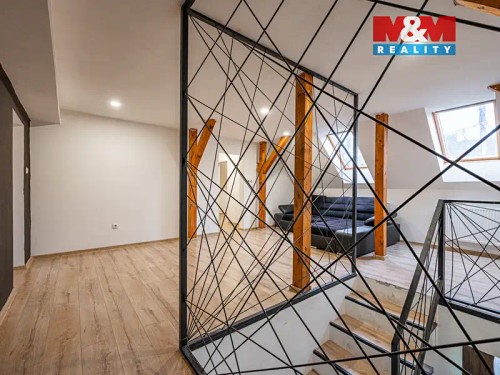 Prodej domu 217 m², pozemek 1439 m²