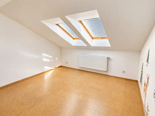 Prodej domu 983 m², pozemek 623 m²
