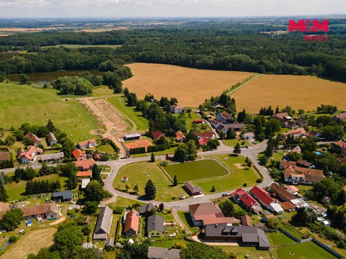 Prodej stavebního pozemku 929 m²