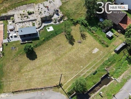 Prodej stavebního pozemku 881 m²