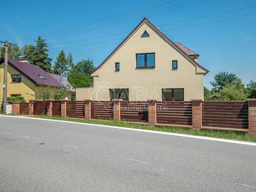 Prodej domu 235 m², pozemek 2916 m²