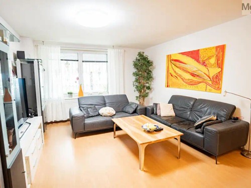 Prodej domu 1100 m², pozemek 2495 m²