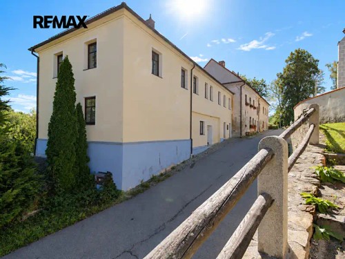 Prodej domu 200 m², pozemek 910 m²