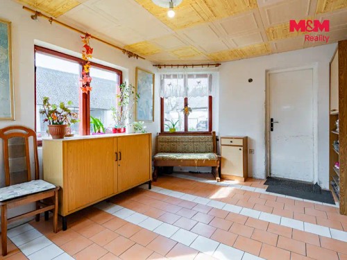 Prodej domu 210 m², pozemek 7574 m²