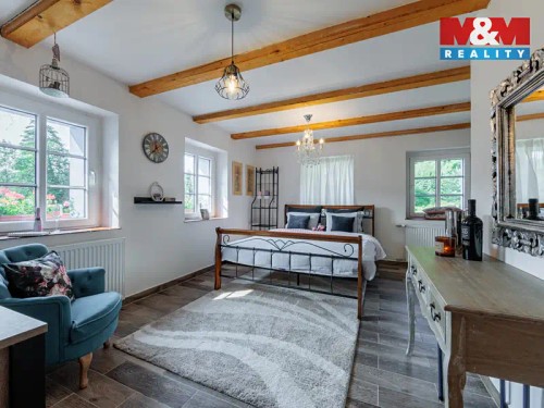 Prodej domu 228 m², pozemek 1683 m²