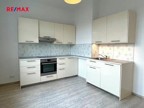 Prodej domu 450 m², pozemek 100 m²