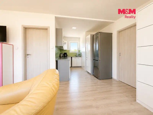 Prodej domu 70 m², pozemek 882 m²