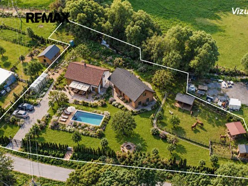 Prodej stavebního pozemku 3331 m²