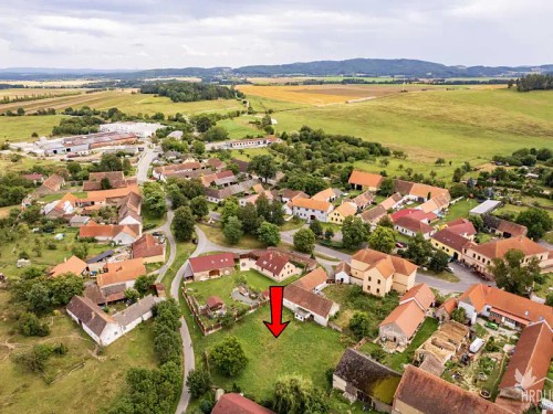 Prodej stavebního pozemku 1309 m²