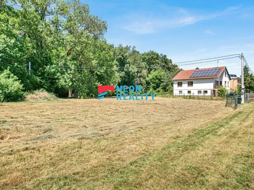 Prodej stavebního pozemku 1562 m²