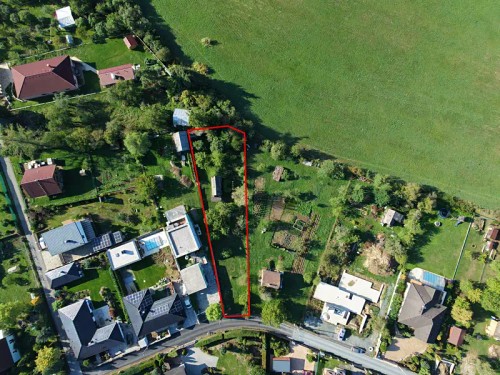 Prodej stavebního pozemku 1025 m²