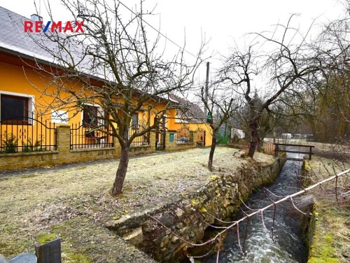 Prodej chalupy 100 m², pozemek 122 m²