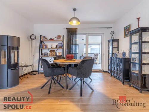 Prodej domu 290 m², pozemek 466 m²