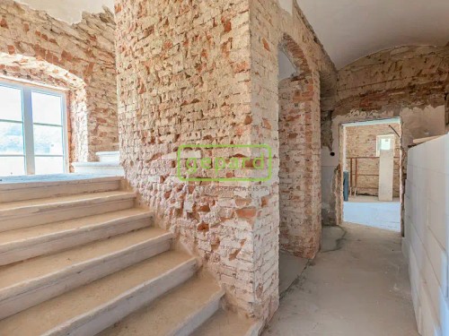 Prodej domu 388 m², pozemek 3321 m²