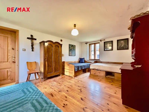 Prodej zemědělské usedlosti 877 m², pozemek 4154 m²