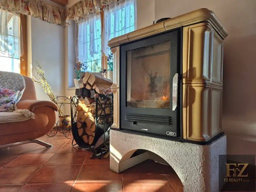 Prodej domu 400 m², pozemek 934 m²