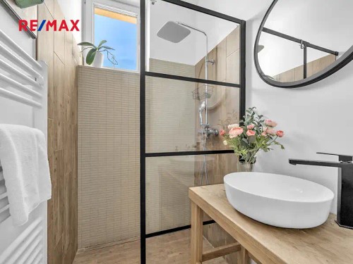 Prodej domu 213 m², pozemek 1614 m²