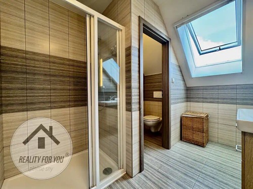 Prodej domu 240 m², pozemek 677 m²