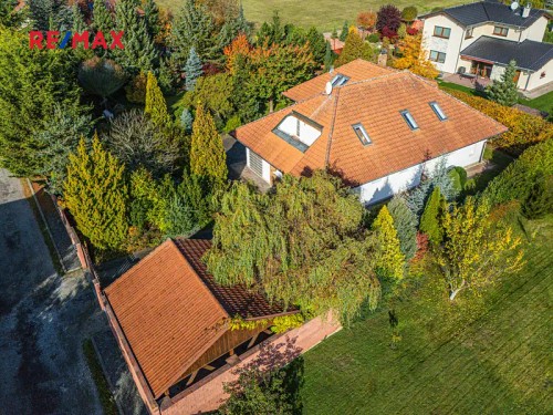 Prodaný  dům 258 m², pozemek 1500 m²