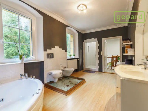 Prodej domu 295 m², pozemek 9233 m²