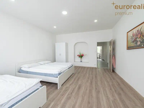 Prodej atypického bytu 194 m²