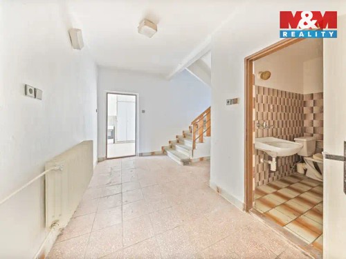 Prodej domu 198 m², pozemek 566 m²