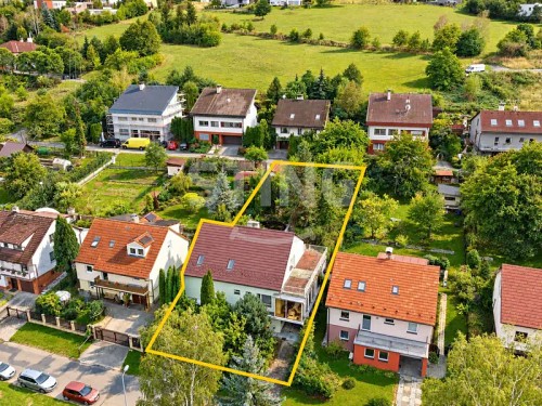 Prodej domu 400 m², pozemek 852 m²