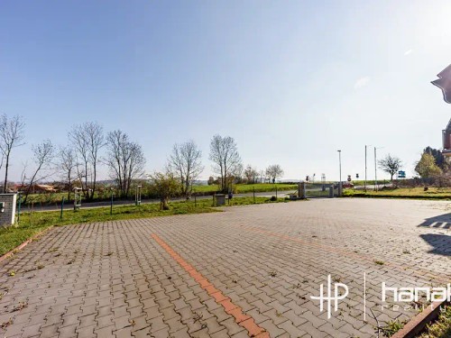 Prodej domu 259 m², pozemek 2016 m²