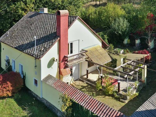 Prodej domu 140 m², pozemek 2713 m²