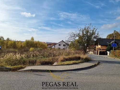 Prodej stavebního pozemku 2689 m²