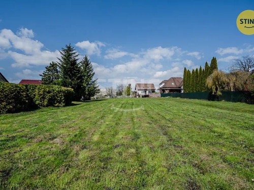 Prodej stavebního pozemku 1348 m²