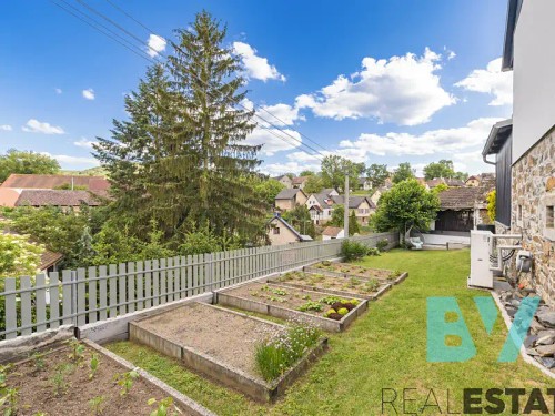 Prodej chalupy 186 m², pozemek 871 m²