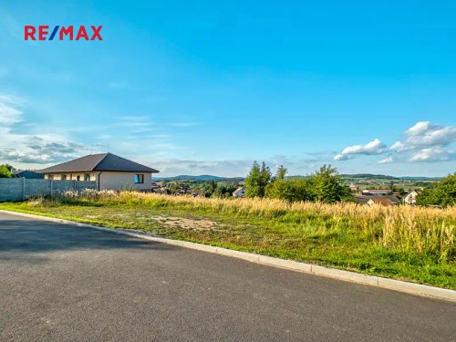 Prodej stavebního pozemku 1054 m²