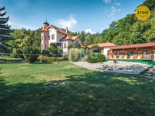 Prodej domu 500 m², pozemek 3392 m²