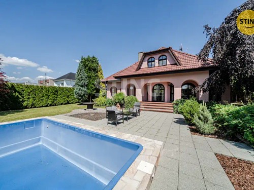 Prodej domu 249 m², pozemek 2385 m²
