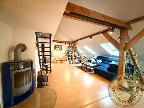 Prodej atypického bytu 178 m²