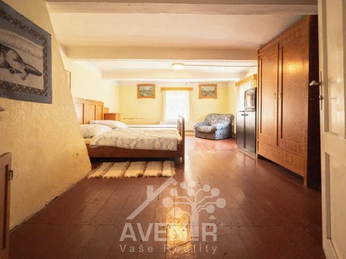 Prodej chalupy 500 m², pozemek 2317 m²