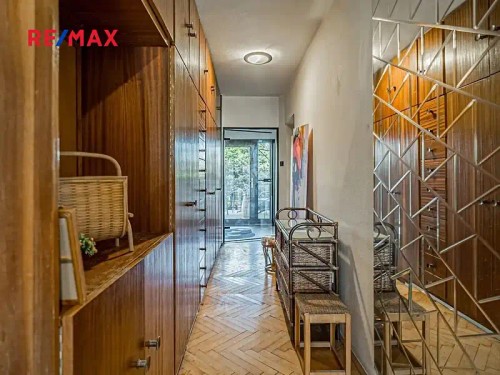 Prodej domu 360 m², pozemek 1139 m²