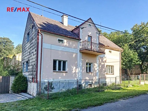 Prodej domu 200 m², pozemek 2250 m²
