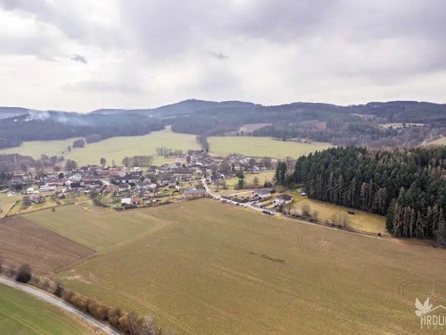 Prodej stavebního pozemku 1913 m²