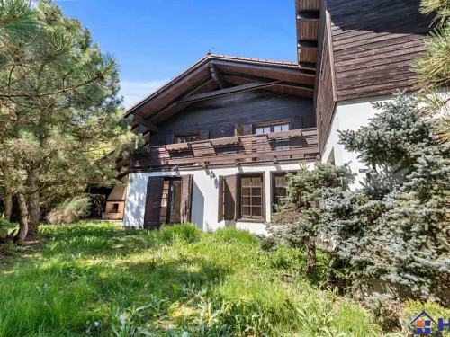 Prodej domu 446 m², pozemek 2009 m²