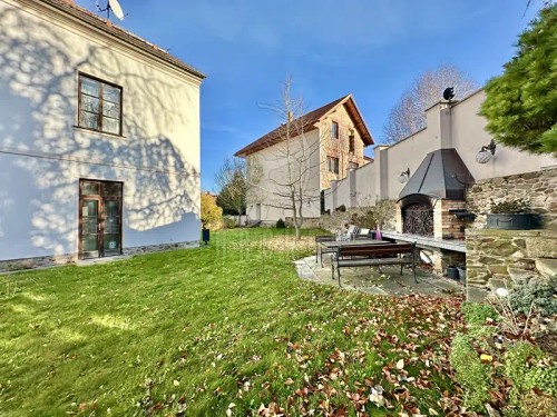 Prodej domu 553 m², pozemek 1727 m²