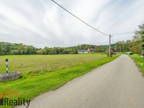 Prodej stavebního pozemku 1015 m²