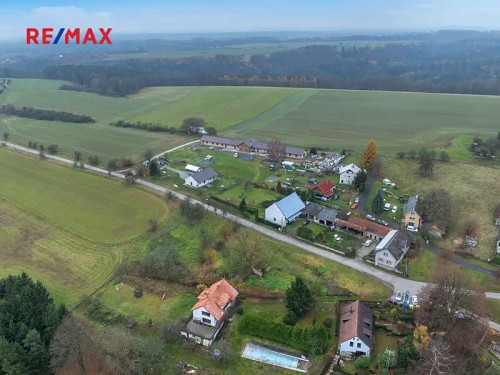 Prodej stavebního pozemku 882 m²