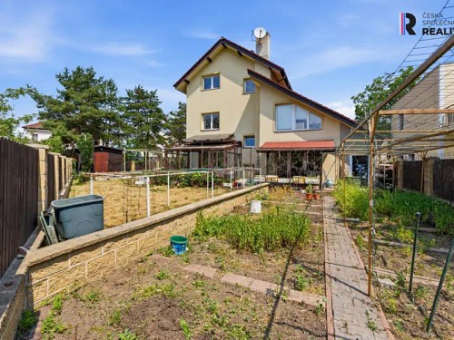 Prodej domu 340 m², pozemek 637 m²