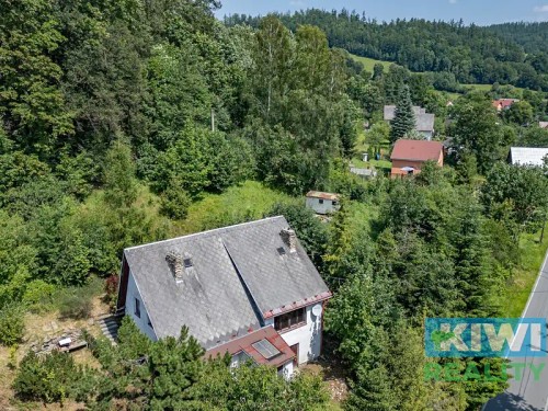 Prodej domu 100 m², pozemek 660 m²