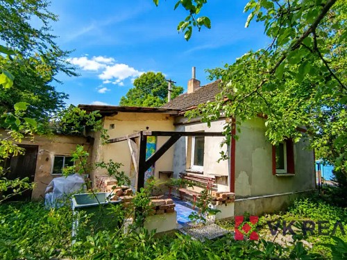 Prodej chaty 33 m², pozemek 122 m²